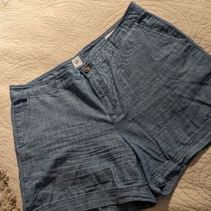 GAP chambray 5-in short size 12